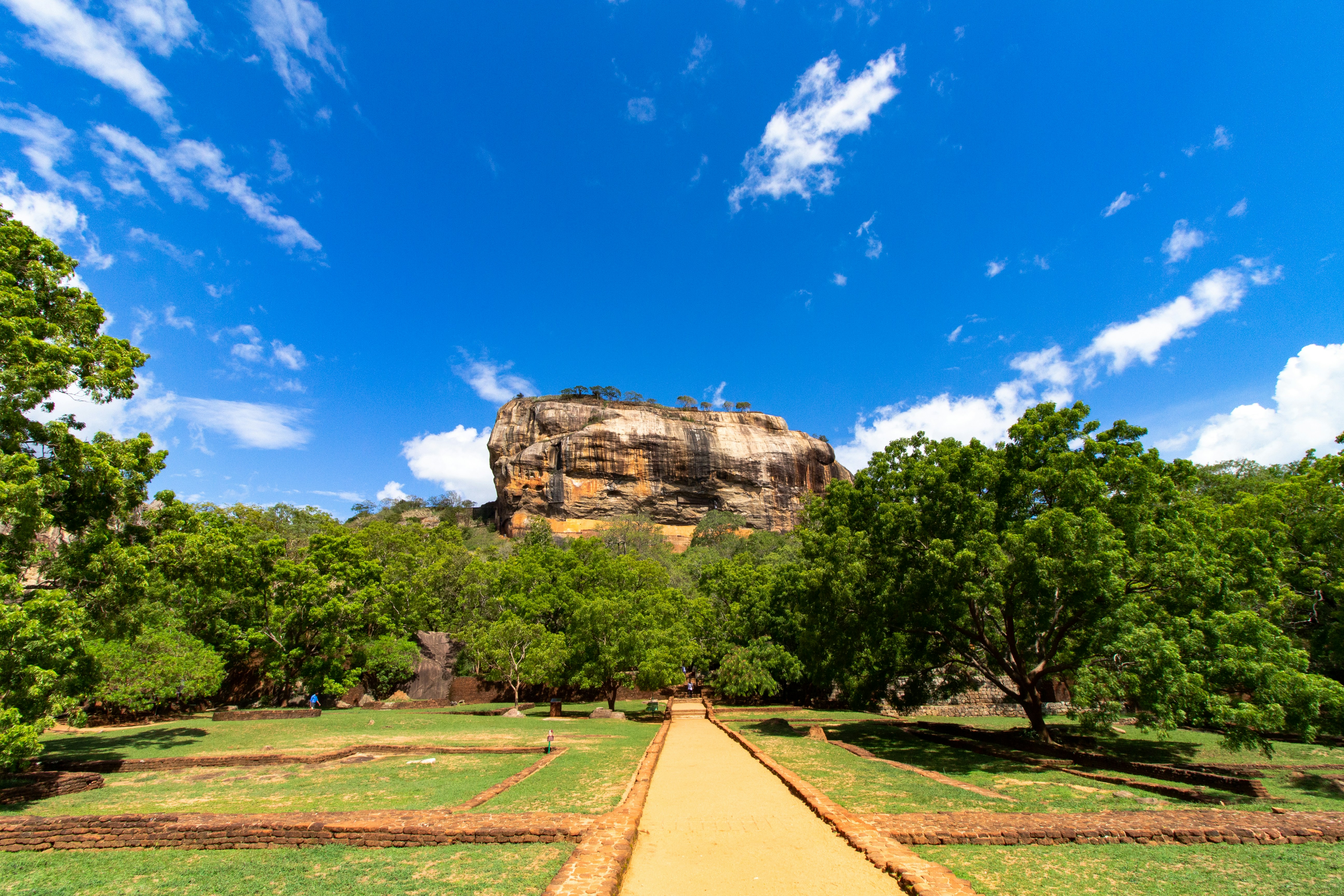Sigiriya, Sri Lanka – The Ancient Rock Fortress photo 2